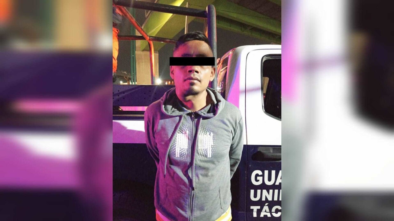 El detenido fue puesto a disposición de la Fiscalía Especializada en Robo de Vehículo en Ecatepec. Foto: Cortesía