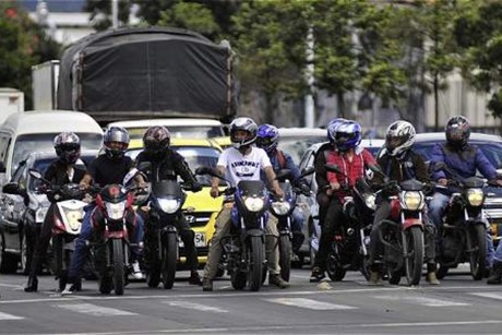 Motociclistas del Edomex sufren por no tener placas para sus motos