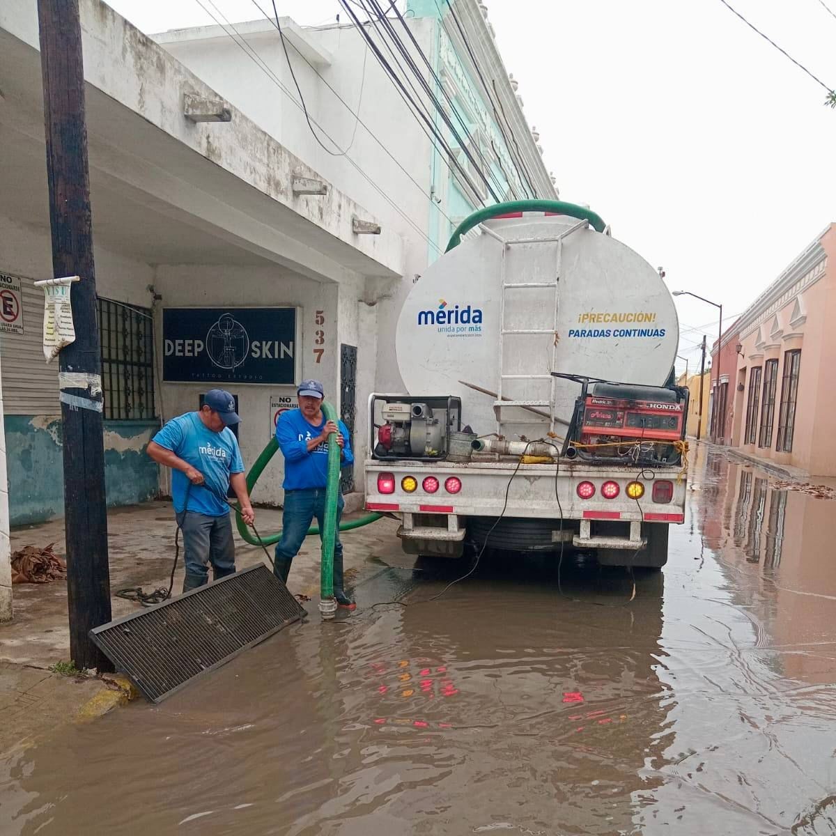 El Ayuntamiento trabaja en la atención de reportes ciudadanos ante las intensas lluvias que han caído recientemente en la ciudad.- Foto del Ayuntamiento de Mérida