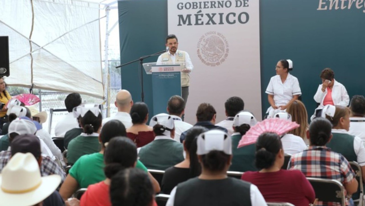 Entrega de apoyos del IMSS Bienestar a comités de salud en Durango. Foto: Gobierno de México.