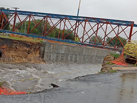 Se registra deslave en Arroyo Topo Chico en San Nicolás