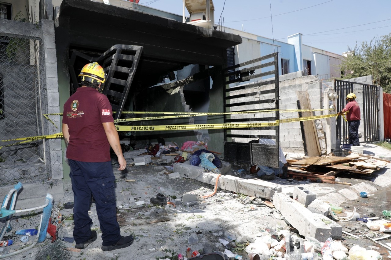 Suman dos personas sin vida tras la explosión por acumulación de gas en Escobedo: Foto. POSTAMx