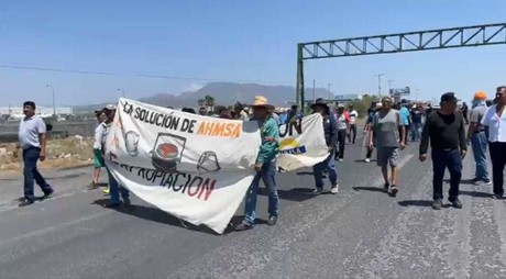 Exobreros de AHMSA buscan audiencia con AMLO en su visita a Coahuila