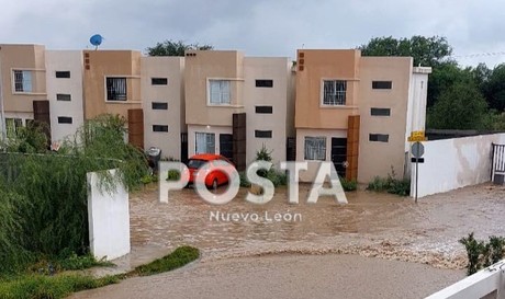 'Batea' constructora a vecinos afectados por inundaciones en García