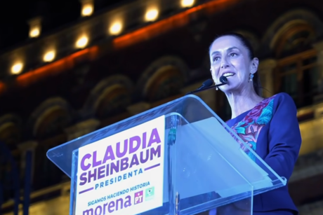 Sheinbaum celebra triunfo en el Zócalo, se compromete a seguir el legado de AMLO