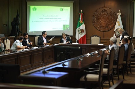 Cumplen Servidores Públicos de Monterrey con su declaración patrimonial