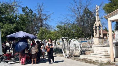 Alistan Panteones Municipales de Saltillo para visitas por el Día del Padre