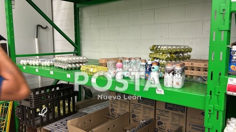 Realizan regios 'compras de pánico' previo a lluvias en Nuevo León