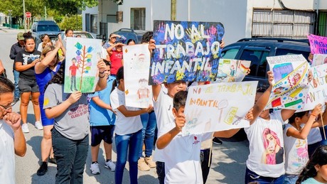 Marcha en Nuevo Laredo conmemora el Día Mundial contra el Trabajo Infantil