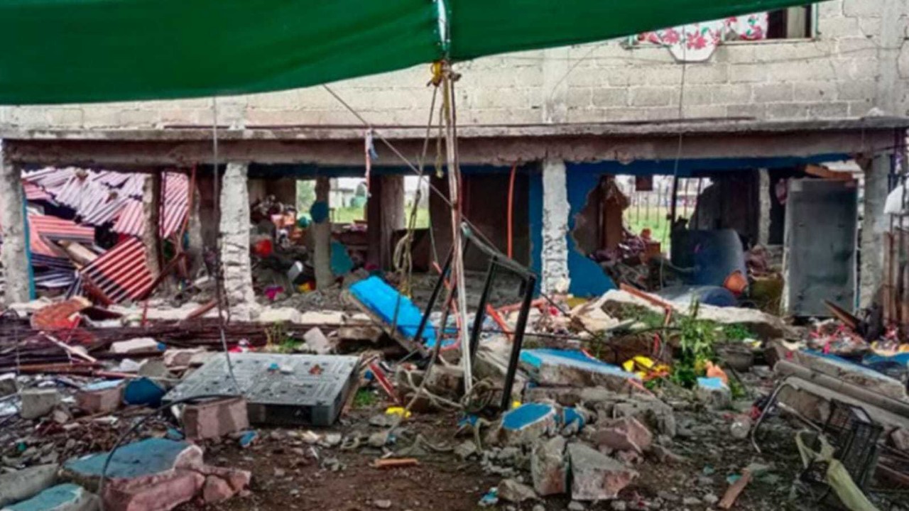 Los daños se registraron en la planta baja de la vivienda en la delegación Constitución Totoltepec. Foto: Digitalmex