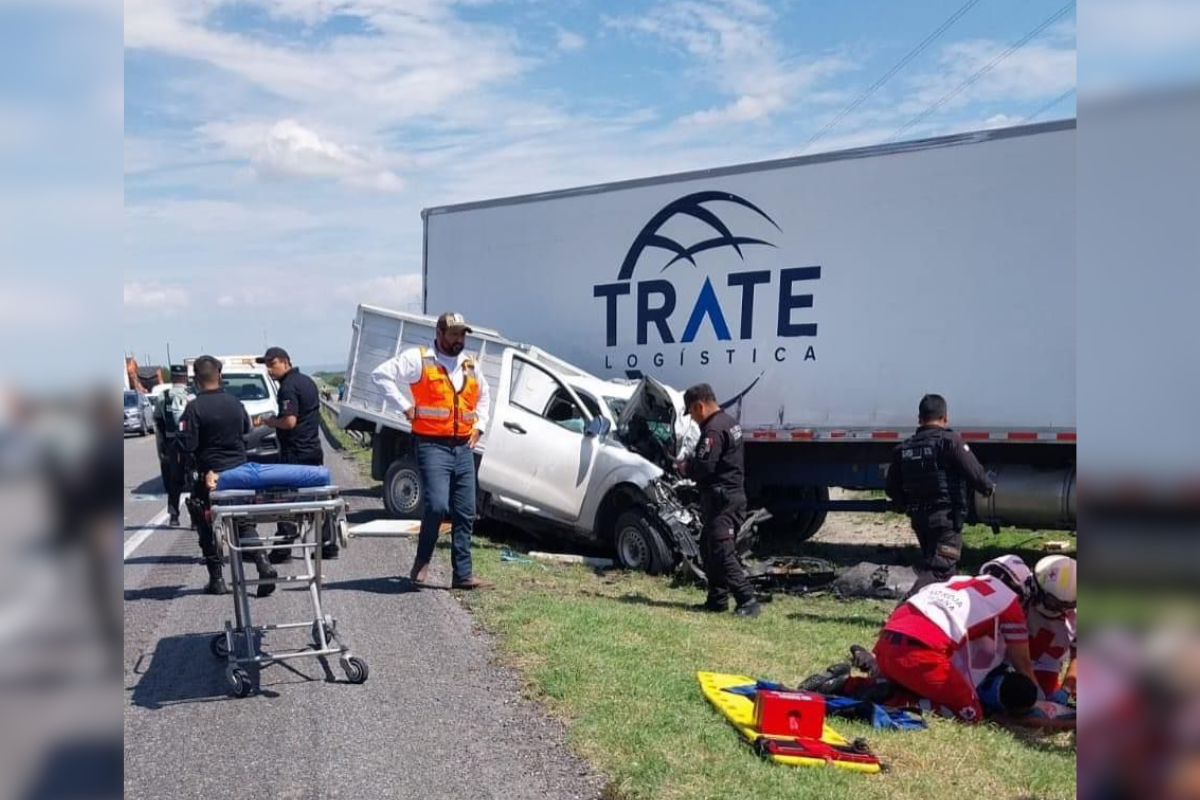 El mortal accidente se registró a la altura del kilómetro 50 de la carretera Victoria- Zaragoza. Foto: Ignacio Aceves