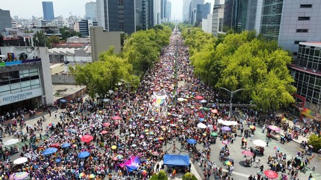 CDMX se viste de arcoíris: 260 mil marcharon por el orgullo LGBTIQ+