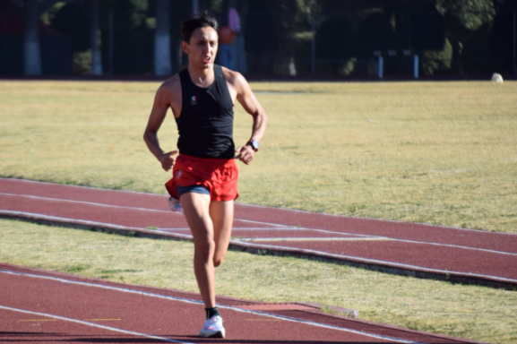 El Pentatleta mexiquense logra esta distinción por los resultados obtenidos en el actual ciclo olímpico. Imagen: GEM