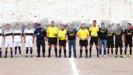 Equipos del CERESO protagonizan histórica final de fútbol en Durango