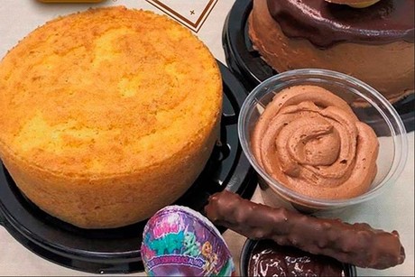 Pastelería Caty: ofrece pastel para decorar en casa con 'kit sorpresa'