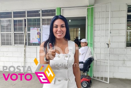 Ale Morales acude a votar en familia en San Nicolás