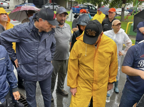 César Garza monitorea zonas de riesgo en Apodaca por lluvias