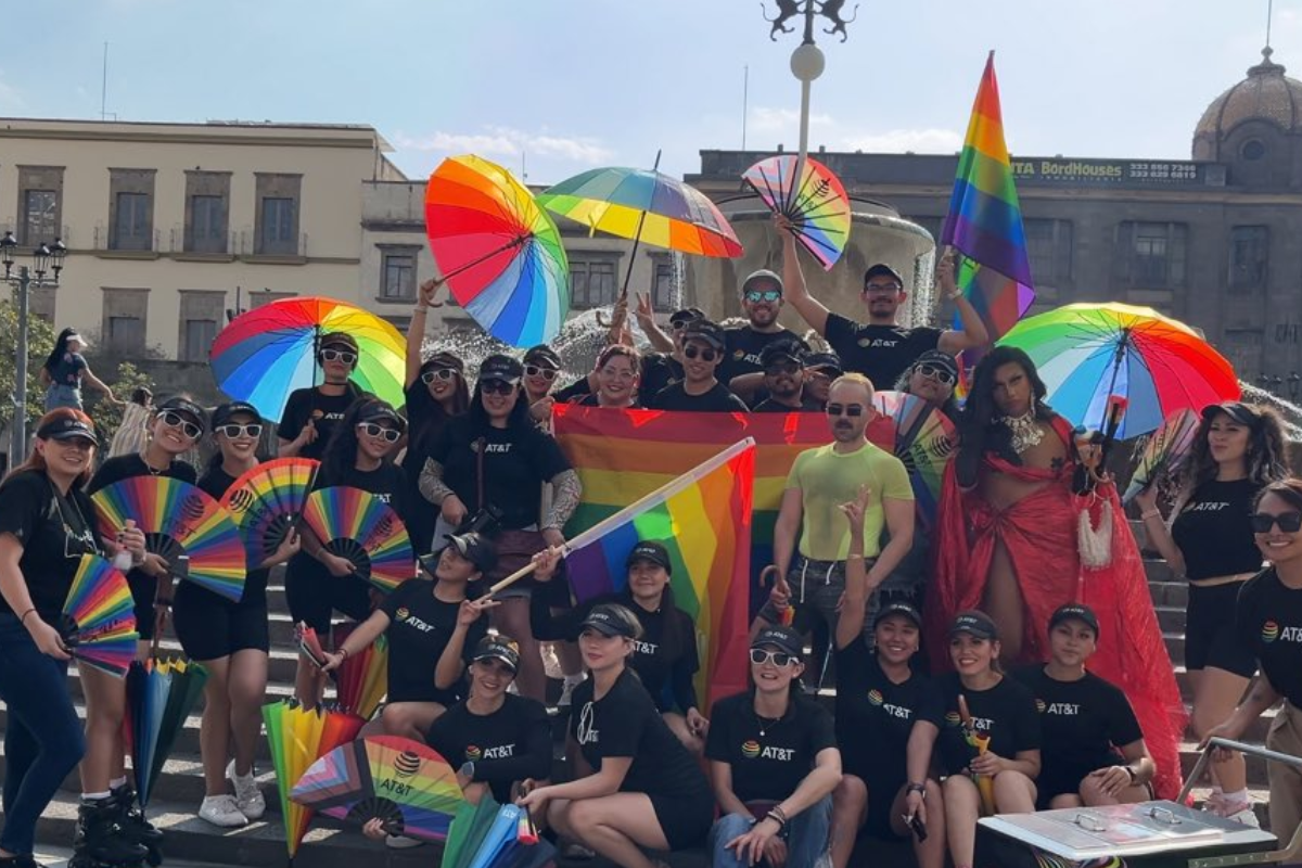 Personas de la comunidad LGBT . Foto: @PrideConMX