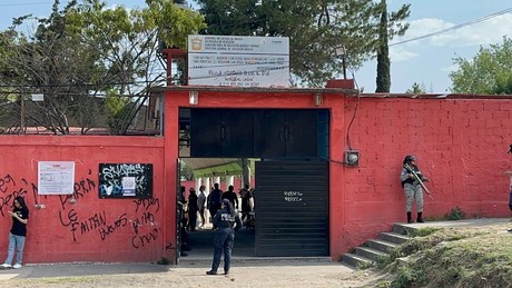 Encapuchados incendia casilla electoral en secundaria de Cuautitlán Izcalli