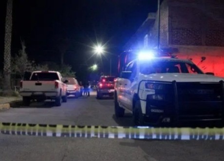 Encapuchados matan a tres hombres en bar de Celaya
