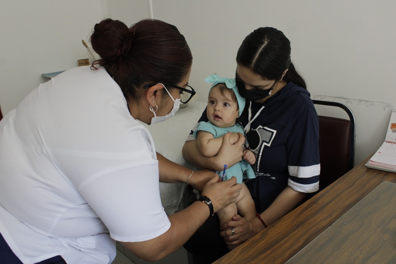 Los biológicos para completar el esquema de vacunación están disponibles de todos los centros de salud, informaron las autoridades. Foto: Sria de Salud de CDMX