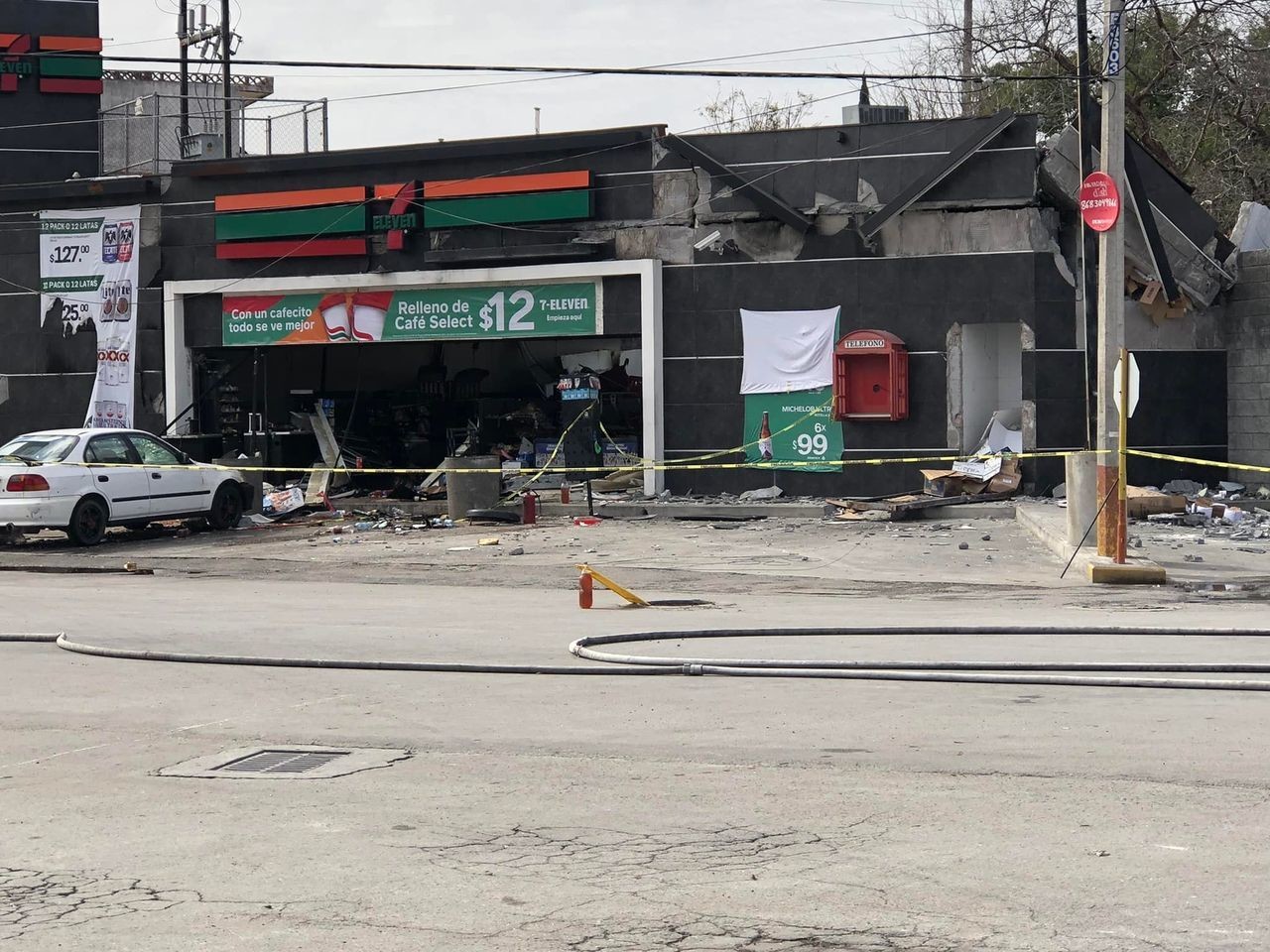 Explosión en tienda de autoservicio en Matamoros. Foto: Redes sociales