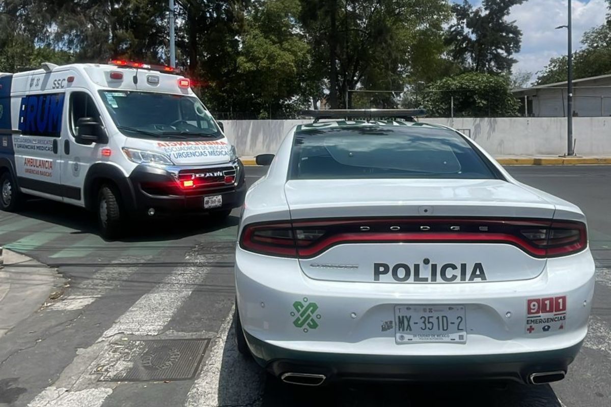 Ambulancia y patrulla en GAM. Foto: Ramón Ramírez