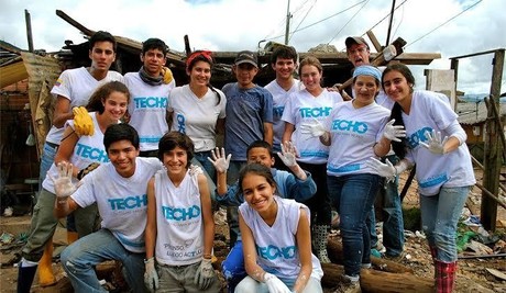 Buscan a jóvenes para ir a construir casas en Tula con TECHO