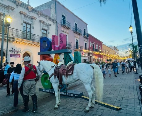 Turistas se quedan de 1 a 2 noches en Durango