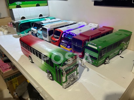 Camiones miniatura de rutas urbanas en Monterrey, ¿cuál es tu favorita?