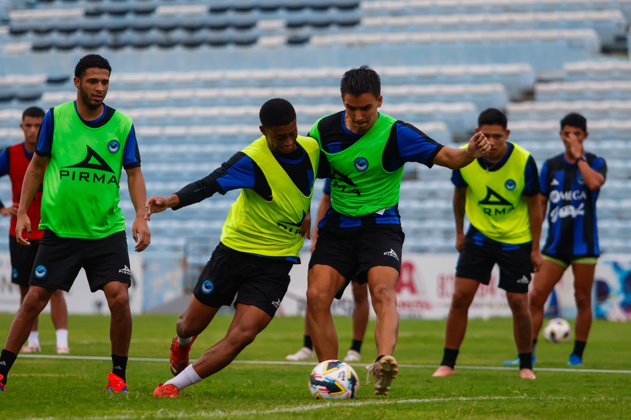 Entrenamiento de la Jaiba Brava. Foto: Ignacio Aceves