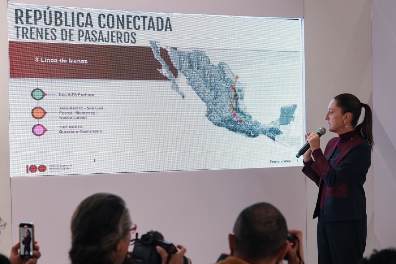 Claudia Sheinbaum presentó las tres rutas de los trenes que construirá durante su administración, una de ellas es el AIFA-Pachuca. Foto: Claudia Sheinbaum