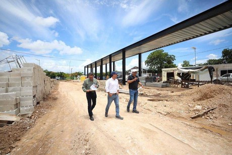 Mauricio Vila Dosal supervisa avances del Cetram Cancún