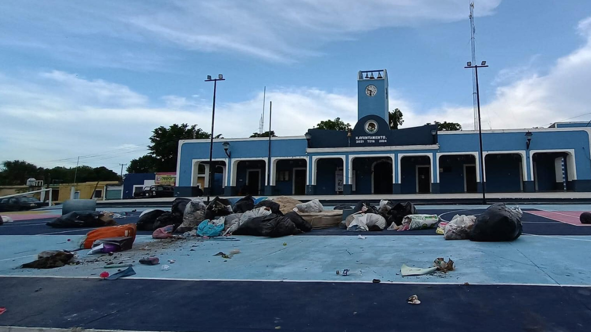 El Presidente Municipal de Teya anunció que este lunes se comenzaría a recoger la basura Foto: Yucatán Informa