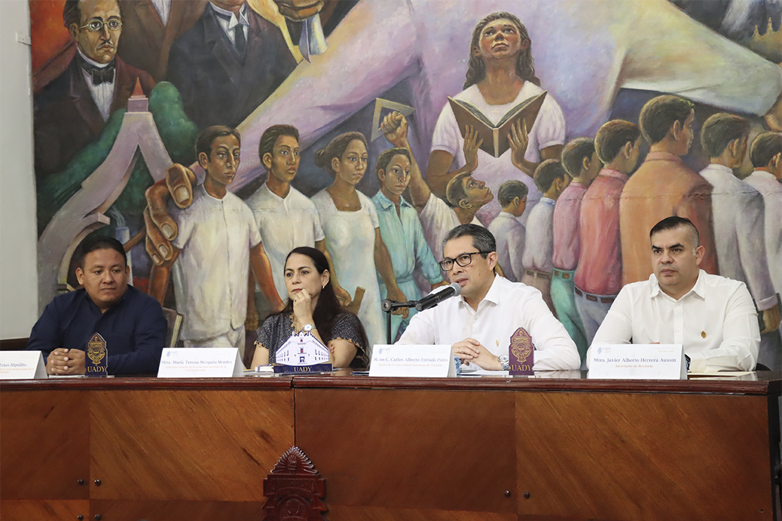 Autoridades de la Uady y la Filey presentaron la tarde de ayer martes la edición 2025 del Premio Excelencia en las Letras “José Emilio Pacheco”.- Foto de la Uady