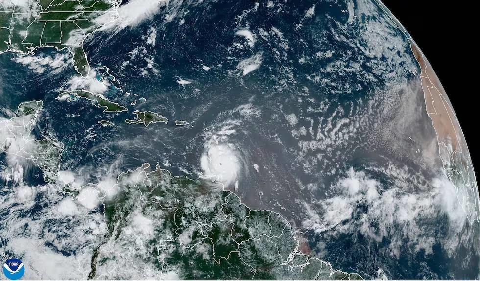 Durante este martes 2 de julio se prevén lluvias en la región peninsular además de que el huracán “Beryl” sigue su paso por el Mar Caribe  como categoría 5.- Foto del NOAA