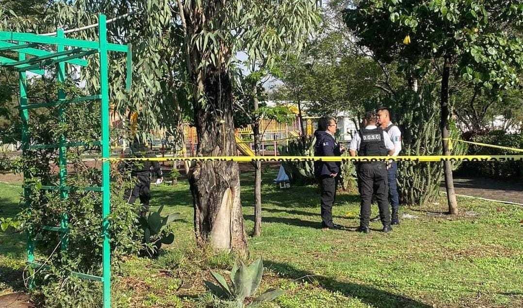 Hallan sin vida a mujer con herida de bala en parque de Nezahualcóyotl. Foto: Especial