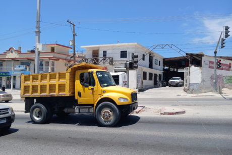 Propuesta para controlar horario de carga pesada en Los Cabos sigue sin progreso