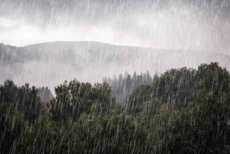 Se esperan lluvias fuertes en sierra y capital del estado