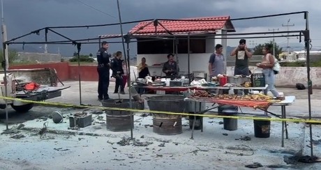 Alerta en Saltillo: puesto de carnitas sin permisos causa tragedia con heridos