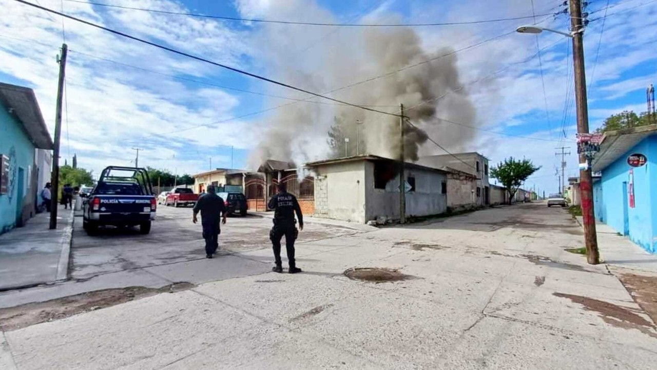 Una vivienda se incendio a causa de un corto circuito, no hubo heridos. Foto: SSP Durango.