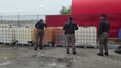 Catean domicilio y decomisan más de 2500 litros de aditivo para diésel en Gómez