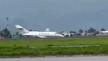 Aeronave privada sufre excursión de pista en Toluca