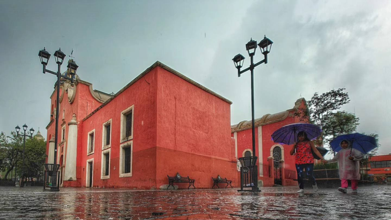 Lluvia en la Zona Centro de Saltillo / Foto: Ricardo Braham