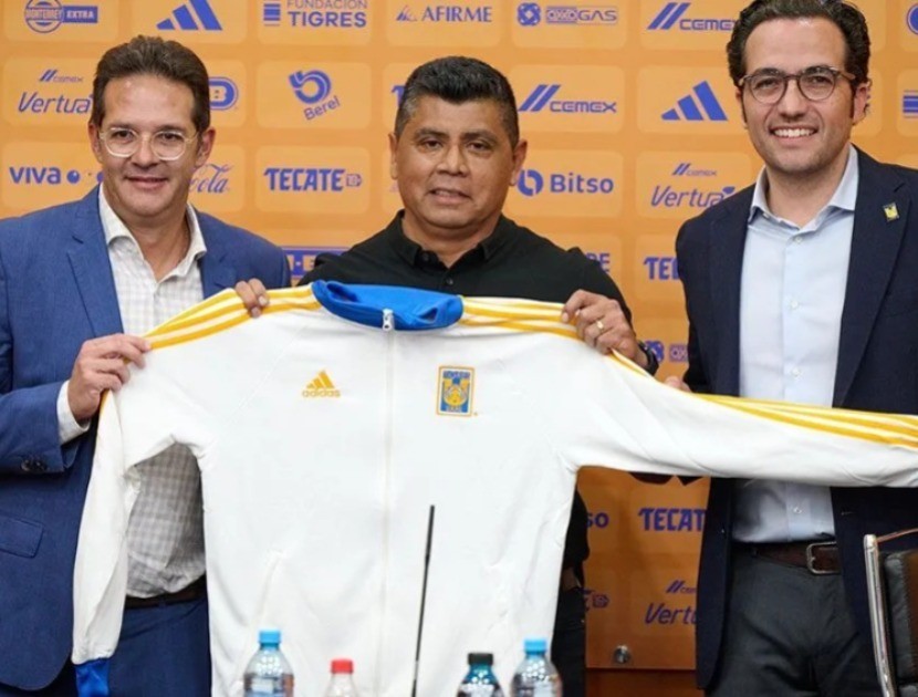 Marco Antonio El 'Chima' Ruiz en su presentación como entrenador en Tigres UANL. Foto: Ovaciones.