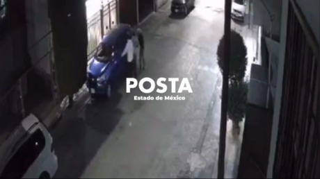 Echaba novio; le roban su carro en Cuautitlán Izcalli (VIDEO)