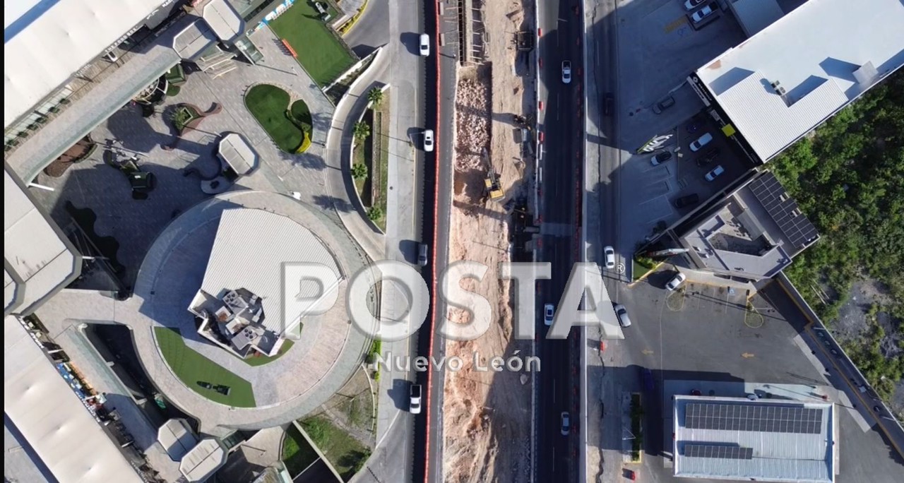 La autoridad detalló que desde hace 2 semanas en el sitio fueron habilitados 2 carriles hacia el poniente sobre la excavación. Foto: Diego Beltrán.