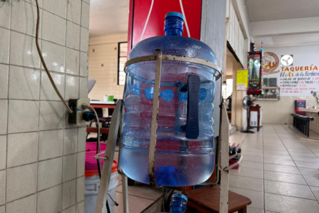 Vendedores de comida en el sur evitan usar agua de Comapa por mala calidad