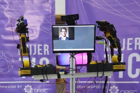 'Henry': El robot de la UABCS que podrá cuidarte