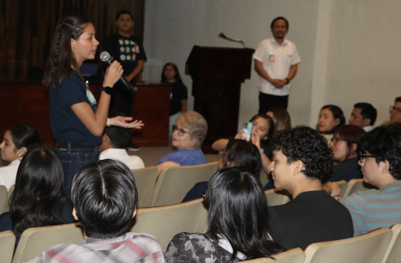 Estudiantes de bachillerato y licenciatura de Yucatán tuvieron la oportunidad de participar en la décima edición de los Clubes de Ciencia México 2024.- Foto de la Uady